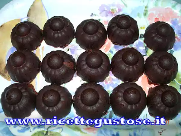 Ricetta Cioccolatini simil baci perugina