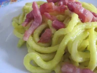 Ricetta Spaghettoni con crema di zucchine