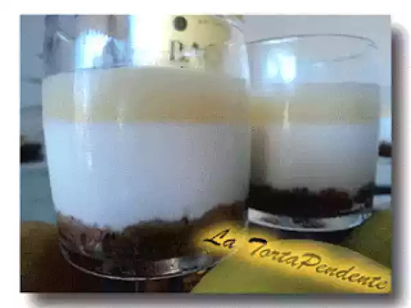 Ricetta Rum e pera in cheesecake