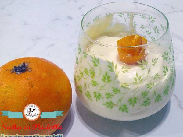 Crema Chantilly aromatizzata all’arancia - Preparazione tappa 1