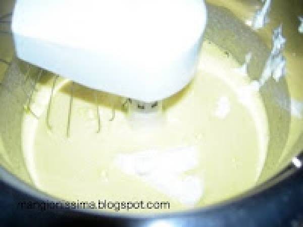 Ciambellone variegato alla marmellata - Preparazione tappa 1