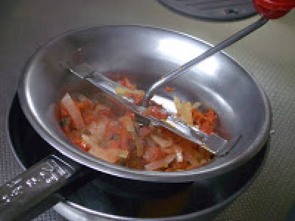 Farfalle con ragù alla napoletana - Preparazione tappa 4