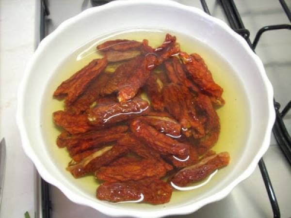 Pomodori secchi sott'olio_Puglia originals - Preparazione tappa 1