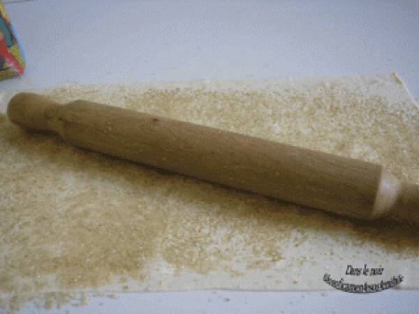 Piacere senza peccato: i ventaglini di pasta sfoglia - Preparazione tappa 1