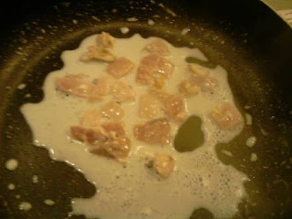 MEZZELUNE DI CARCIOFI IN FONDUTA DI BRIE, NOCI E SPECK - Preparazione tappa 3