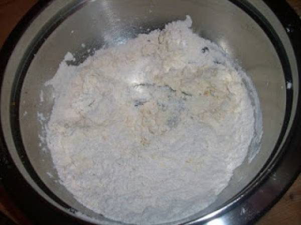 Chiacchiere di carnevale: un impasto particolare da provare assolutamente! - Preparazione tappa 1