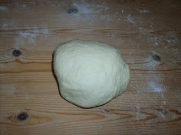 Chiacchiere di carnevale: un impasto particolare da provare assolutamente! - Preparazione tappa 2