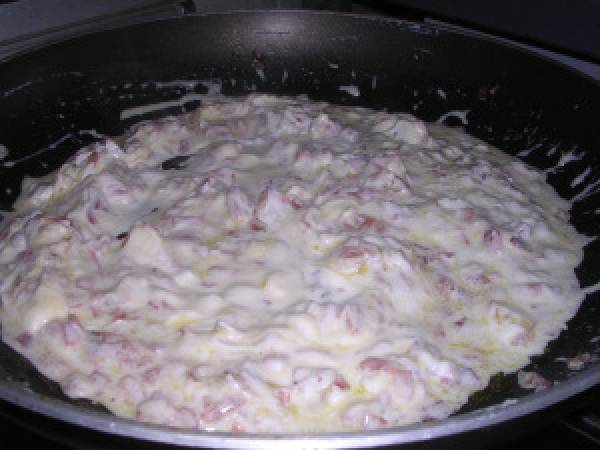 Ravioli verdi con ripieno di speck, formaggio e rucola - Preparazione tappa 3
