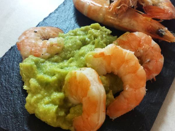 Cocktail di gamberi con salsa all'avocado - Preparazione tappa 3