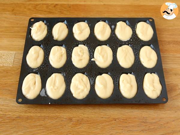 Madeleine con base al cioccolato - Preparazione tappa 6
