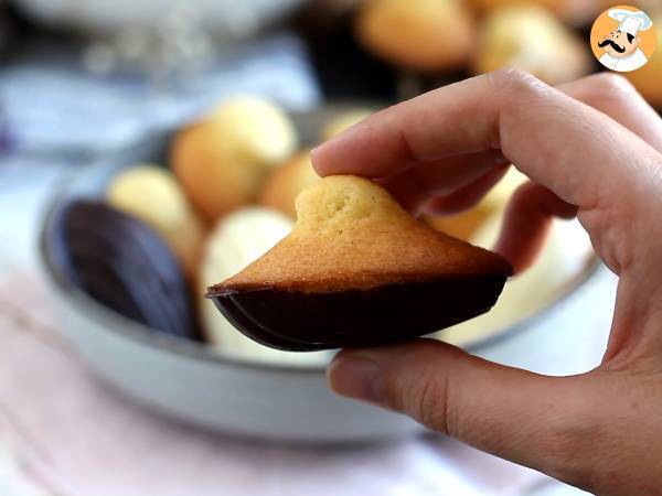 Madeleine con base al cioccolato - Preparazione tappa 9