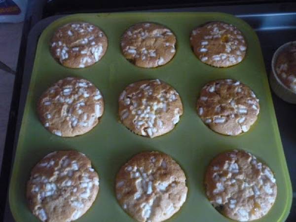 MUFFIN CON MARMELLATA E GRANELLA DI ZUCCHERO - Preparazione tappa 4