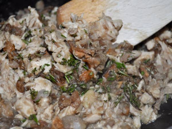 Sformato natalizio con cappone, castagne e funghi - Preparazione tappa 2