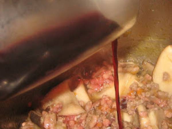 TAGLIATELLE VERDI AL RAGU' DI FUNGHI - Preparazione tappa 3