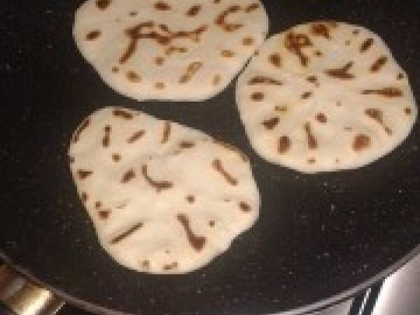 Pane veloce in padella senza glutine - Preparazione tappa 3