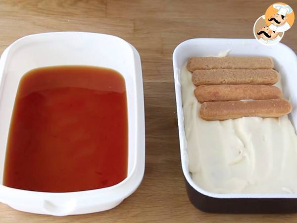 Tiramisù classico - ricetta passo a passo - Preparazione tappa 10