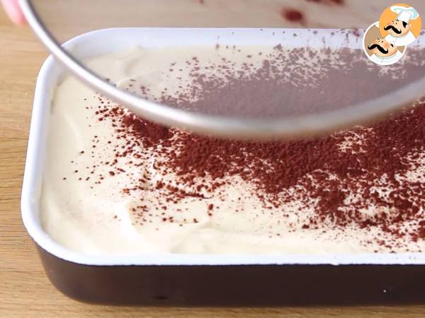 Tiramisù classico - ricetta passo a passo - Preparazione tappa 12