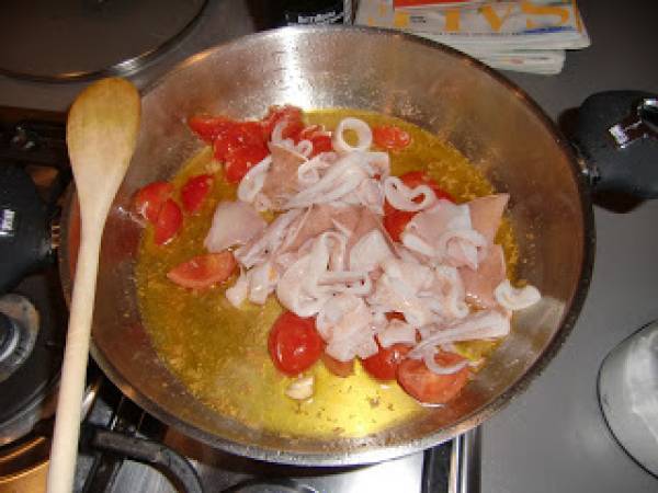 Gnocchetti con totani e pesto - Preparazione tappa 2