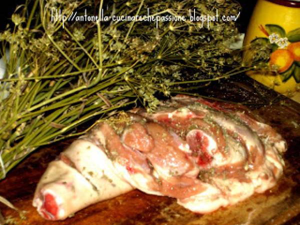 Cosciotto di maialino in finta porchetta - Preparazione tappa 1