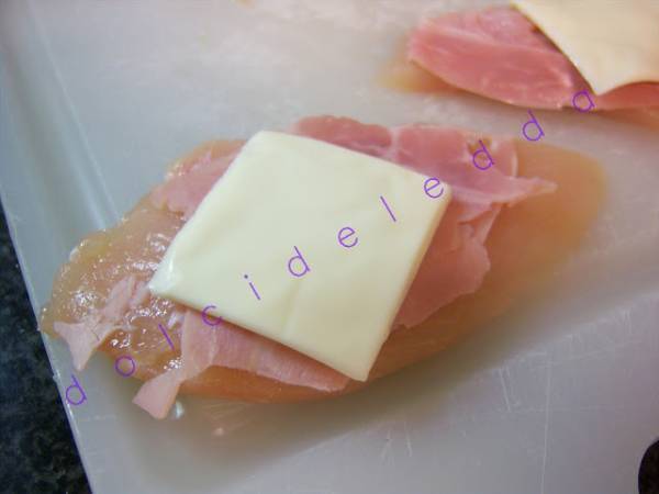 Involtini di pollo in salsa al formaggio - Preparazione tappa 5