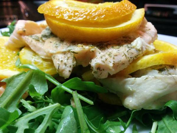 FILETTI DI SALMONE E BRANZINO ALL'ARANCIA COTTI A VAPORE - Preparazione tappa 3
