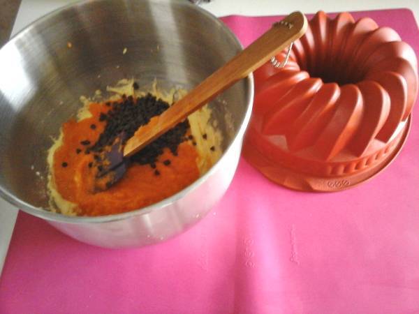Torta di zucca con gocce di cioccolato speziata - Preparazione tappa 2