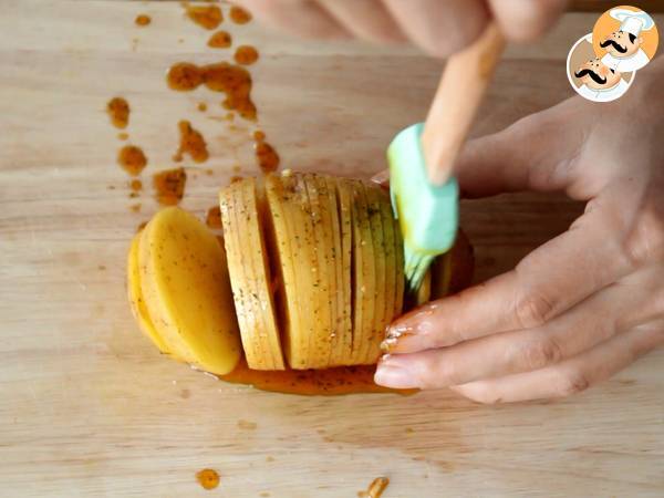 Patate Hasselback: la ricetta svedese spiegata passo a passo! - Preparazione tappa 3