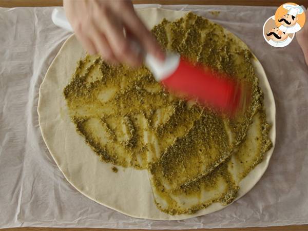 Treccine di pesto e parmigiano - Preparazione tappa 1