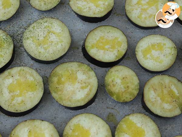 Pizzette di melanzane: l'antipasto light pronto in pochissimo tempo! - Preparazione tappa 2