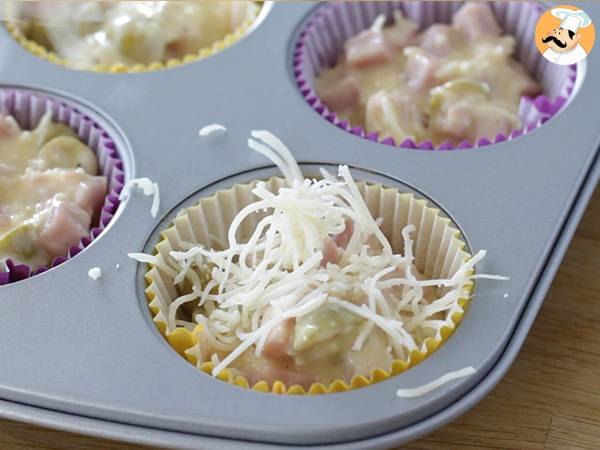 Muffins salati con olive e prosciutto - Preparazione tappa 4