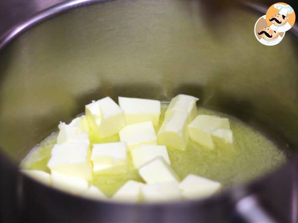 Croquetas: le crocchette spagnole con il Jamon Serrano - Preparazione tappa 2