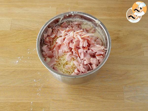 Waffle di patate con bacon e formaggio - Preparazione tappa 3