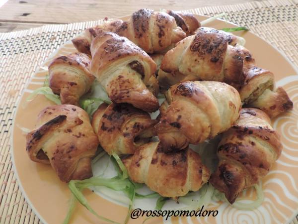 Cornetti salati con melanzane - Preparazione tappa 1