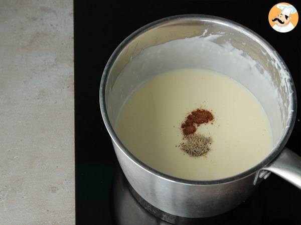 Besciamella, la ricetta facile per prepararla a casa - Preparazione tappa 3