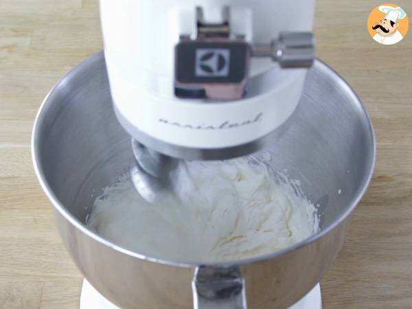 Gelato fatto in casa - Yogurt e lamponi - Preparazione tappa 1