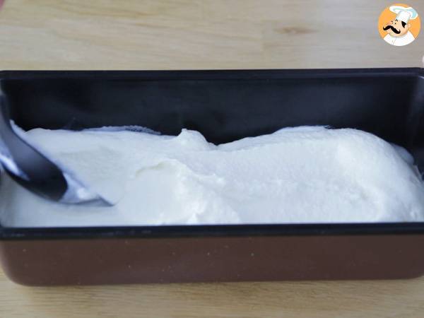 Gelato fatto in casa - Yogurt e lamponi - Preparazione tappa 9