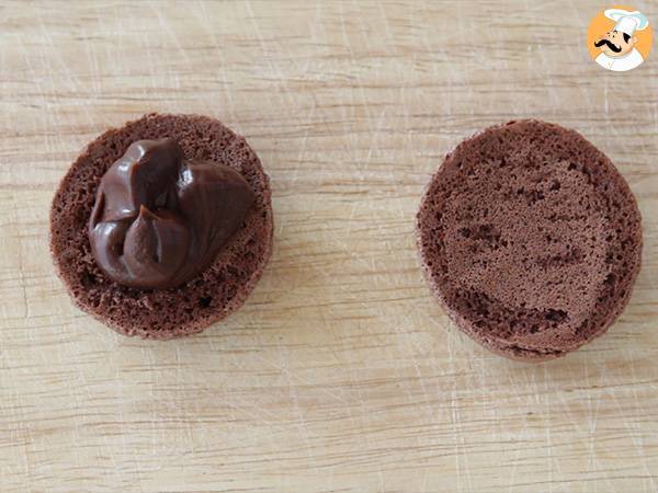 Macarons al cioccolato - Ricetta francese - Preparazione tappa 7