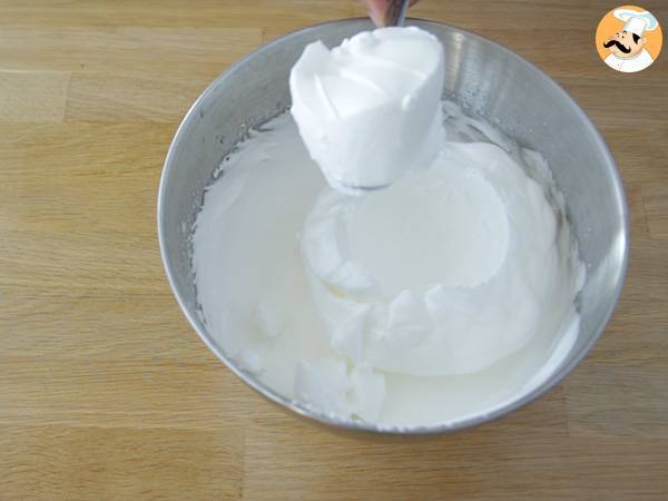 Ile flottante, un elegantissimo dolce francese - Preparazione tappa 2
