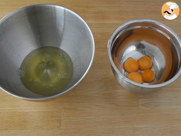 Torta soffice al limone - Ricetta facile - Preparazione tappa 1