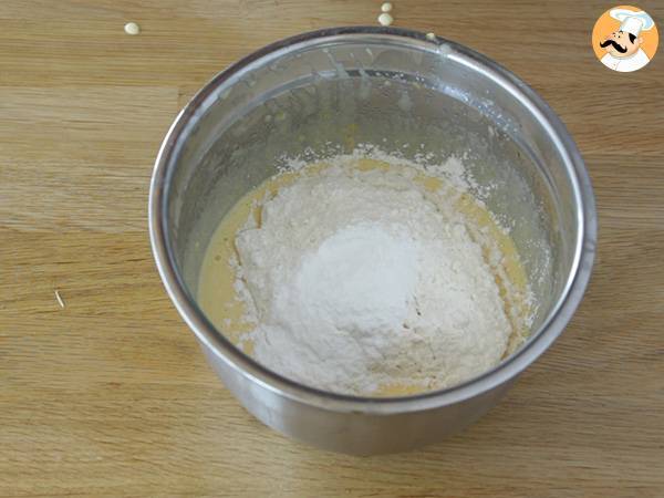Torta soffice al limone - Ricetta facile - Preparazione tappa 3