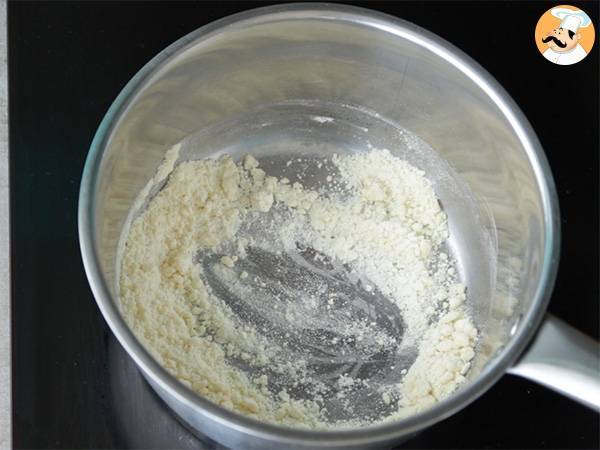Soufflé al formaggio - Ricetta Facile - Preparazione tappa 1