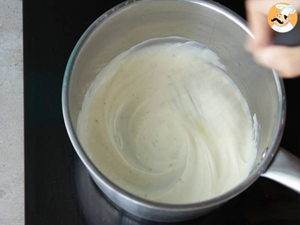 Soufflé al formaggio - Ricetta Facile - Preparazione tappa 2