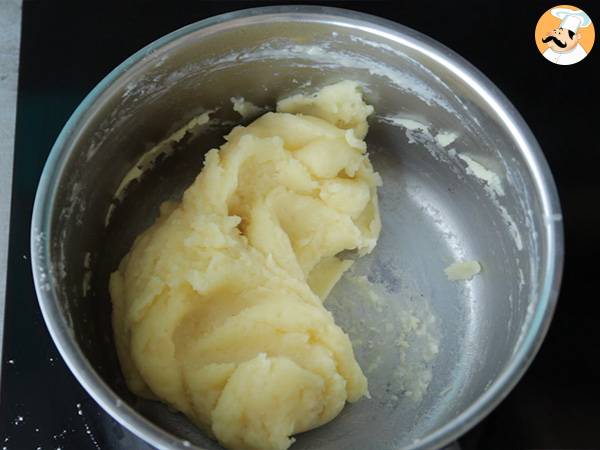 Pasta Choux, la preparazione dei bignè spiegata passo a passo! - Preparazione tappa 2