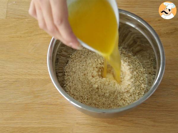 Cheesecake salata al salmone, l'idea perfetta per un antipasto sfizioso! - Preparazione tappa 1