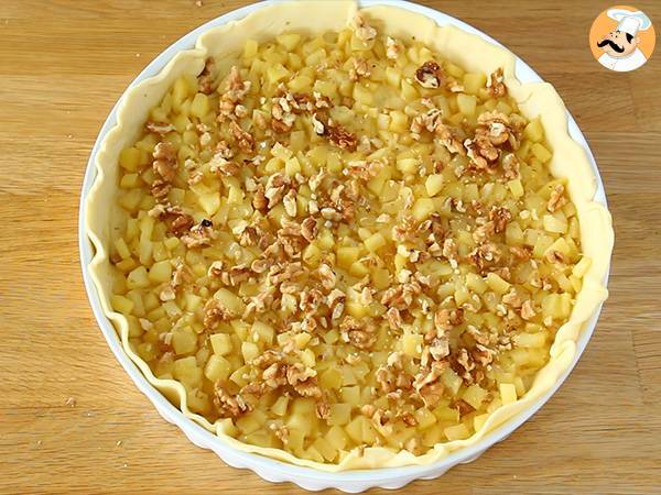 Torta salata camembert, noci e mele - Preparazione tappa 3
