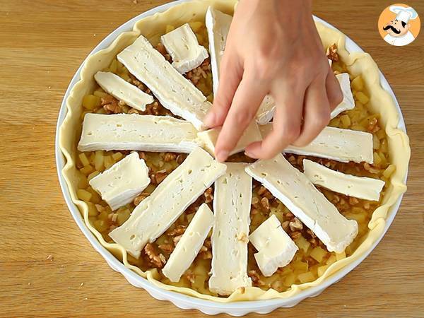 Torta salata camembert, noci e mele - Preparazione tappa 4