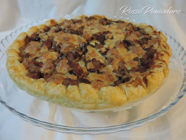 Torta rustica con funghi misti, salsiccia e caciocavallo - Preparazione tappa 1