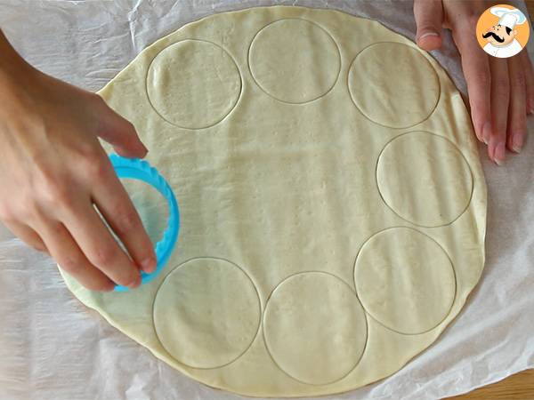 Pull apart pizza: i panini di pizza perfetti per una cena conviviale - Preparazione tappa 1