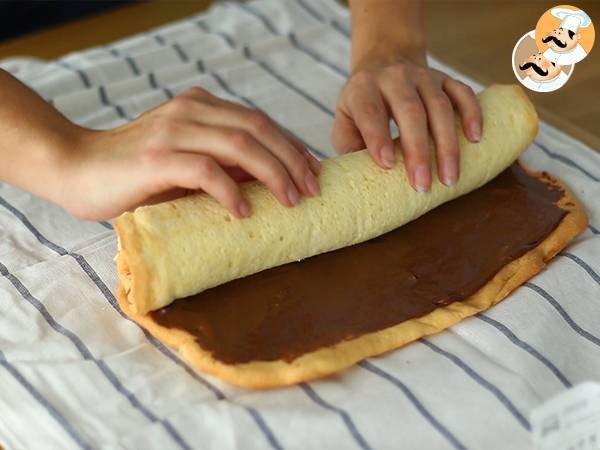 Rotolo alla Nutella - Ricetta facile e golosa - Preparazione tappa 6