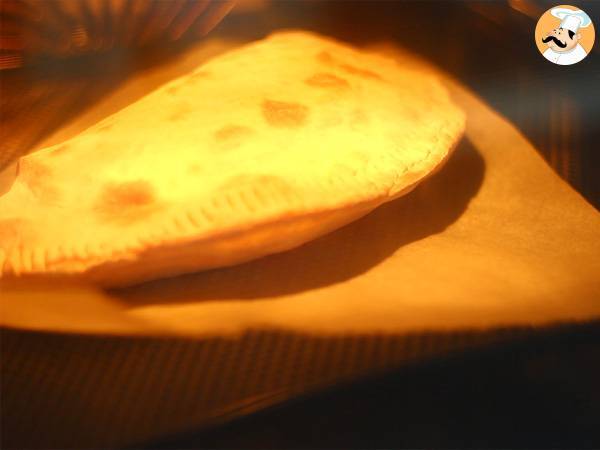 Calzone con patate, scamorza e prosciutto - Preparazione tappa 5